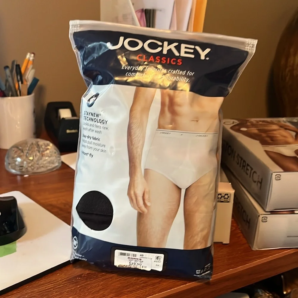 MENS JOCKEY CLASSICS BRIEFS - 4 PACK